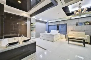 Gumi Indong Hotel LEE - 龟尾