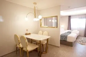 Denbasta Hotel - Yong-dong