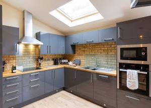 Henfields Country Retreat