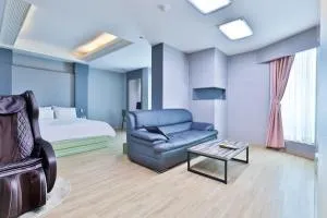 Gumi Geumosan Motel - 龟尾