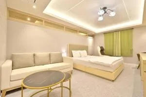 Yeongcheon Jeongyang Hotel - Yeongcheon