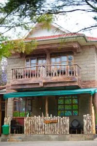 Merinja Guest House - Найваша