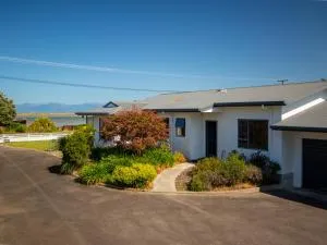 Tranquil Tides - Motueka Holiday Home - Motueka