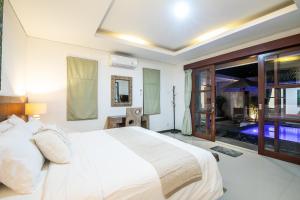 6-BR Pool Villa Walk to Sanur Beach Danau Tamblingan St Sanur Bali