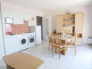 Etel: Appartement 3 pièces, Vue Ria, Parking, Animaux admis - FR-1-479-167