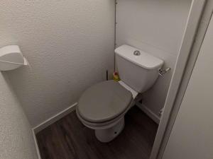 Appartement moderne 1 chambre avec piscine, proche ski et village - FR-1-342-328