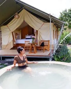Desa Air Hot Springs & Glamping - Bangli