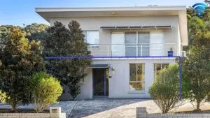 Magnolias - Fingal Bay