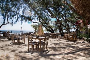 Cemara Beachfront Suite