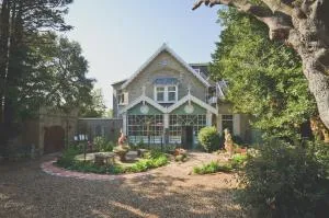 魔法庄园酒店 - Chale