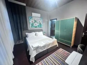 1881 Ata Konağı - Gemlik