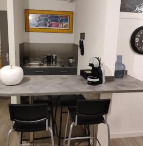 Chazy pres de la cité de lespace