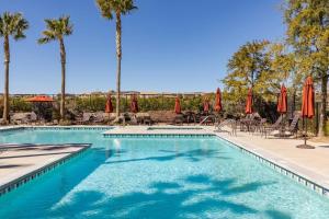 GOODE HOMES Luxury Villa with Community Pool and Spa