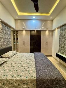 Ultra Luxurious 4 Floor Villa