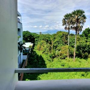 Kep Arunrass Boutique