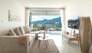 Surin Park by Destada