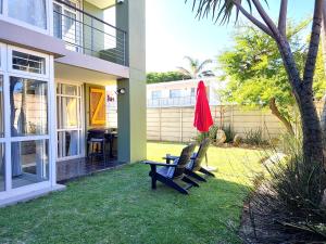 Brizzys Garden Luxe Retreat Great Location!