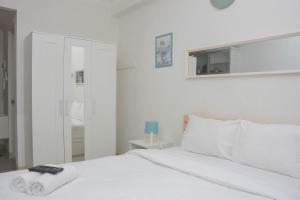 Stunning and Comfy Studio Signature Park Grande Apartment By Travelio