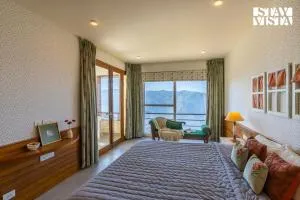 StayVista at Orchards - Elysium Estate with WiFi, Bonfire - Chāba