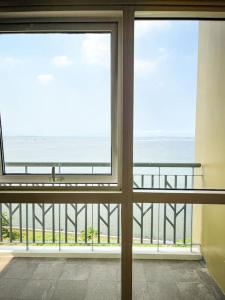 Luxury 1BR beside Okada Manila