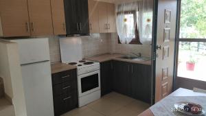 Maisonette in Paradisos 2