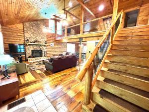 Dunns Creek Hideaway cabin
