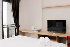 Cozy Studio at Monroe Tower Apartment By Travelio