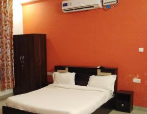 Hotel Negi Palace by StayApart