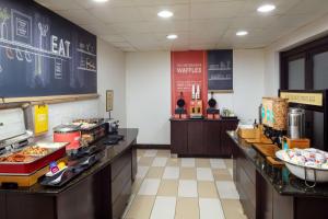 Hampton Inn & Suites Savannah - I-95 South - Gateway