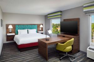 King Studio Suite - Non-Smoking room in Hampton Inn & Suites Savannah - I-95 South - Gateway
