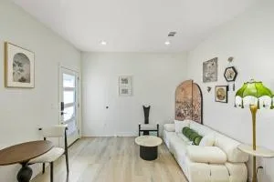 Cozy, Private 2B2B Guest House - Sunnyvale