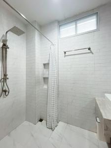 Sleeping Shine de Budget พักได้ 2-3 ท่าน