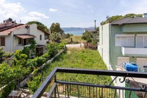 Villa with garden in Urla, Torasan