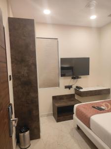 Astra Hotels and Suites - Sector 7 HSR Layout