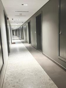 Elegant Studio Stay near Miracle Garden, Butterfly Garden & Dubai Hills Mall