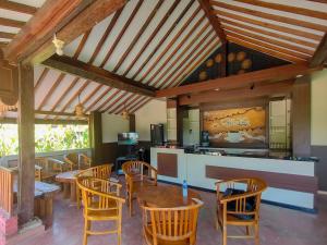 RedDoorz near Stasiun Banyuwangi Kota