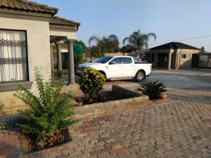 Kanganyisa guest house