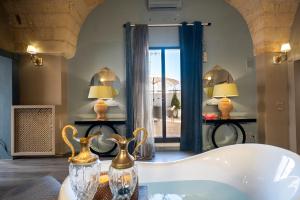 Maison Boutique At Viviana