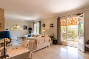 Villas Rosa - Sublime villa piscine avec vue et pinedes : photos des chambres