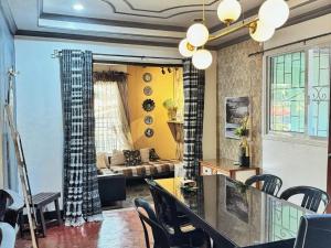 SEBASTIANS PLACE BUKIDNON HOMESTAY Unit 2 Whole House with 4 bedrooms Near Dahilayan