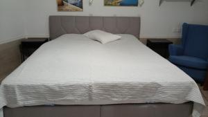 Anthos Apartments