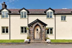 Finest Retreats - The Welsh Farmhouse