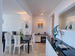 Belle terrasse vue mer , proche plages 223L FOV