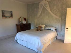 Historical Country Retreat with Modern Amenities