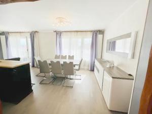 LAmicale : 80 m², 6 Prs, 3 Ch, Centre ville