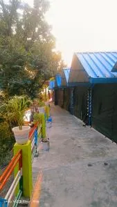 Rishikesh Paradise - Saur