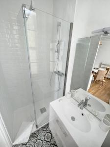 Appartements Le Philibert : 50m², 4 Prs, 2 Ch : proche gare : photos des chambres