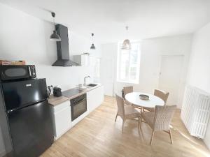 Appartements Le Philibert : 50m², 4 Prs, 2 Ch : proche gare : photos des chambres