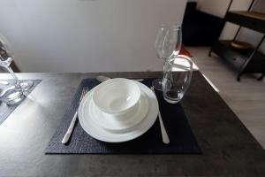 Chic Loft with Garden, Sleeps 4