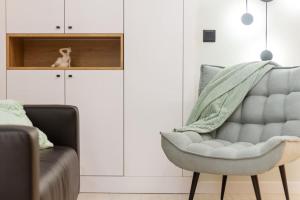 2 BR w AC Extravagant Gallery Loft by NeWave Apartments